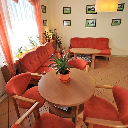 Bed and Breakfast Pensjonat Fala à Ustronie Morskie Extérieur photo