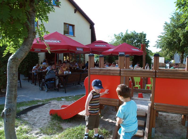 Bed and Breakfast Pensjonat Fala à Ustronie Morskie Extérieur photo
